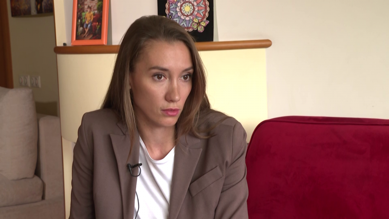 "Лера, ничего не нашли, только устав партии". Жена Дмитрия Гудкова Валерия рассказала о его задержании и обысках у них дома