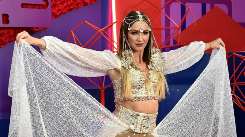 На спектакле с Бузовой о Сталине — аншлаг: МХАТ распродал все билеты на оба премьерных представления