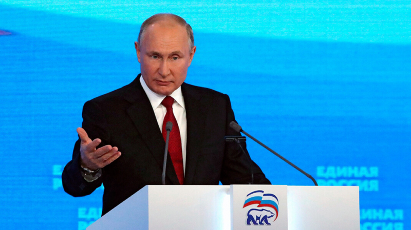 «Надо чувствовать людей сердцем». Путин выступил на съезде «Единой России»