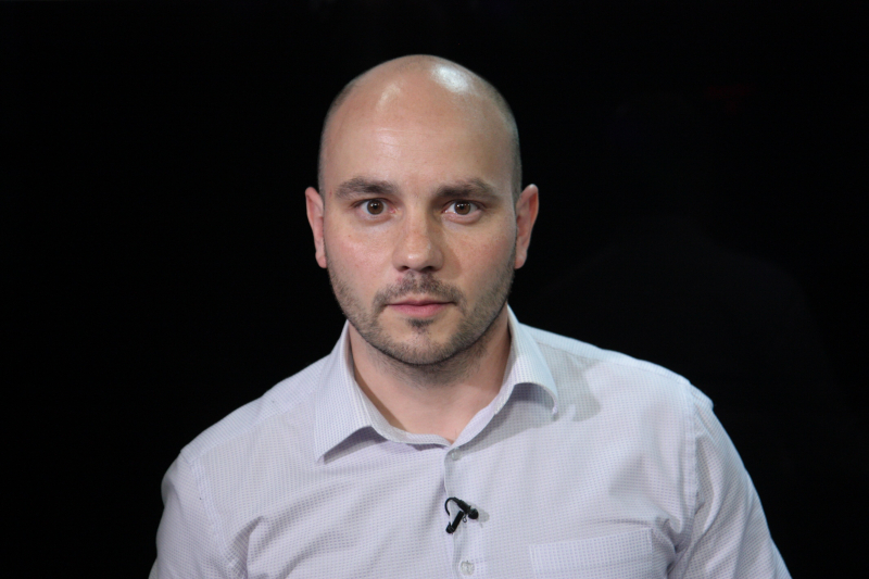 "Они хотят провести все это тихо и в регионе". Бывший координатор "Открытой России" – о задержании Андрея Пивоварова