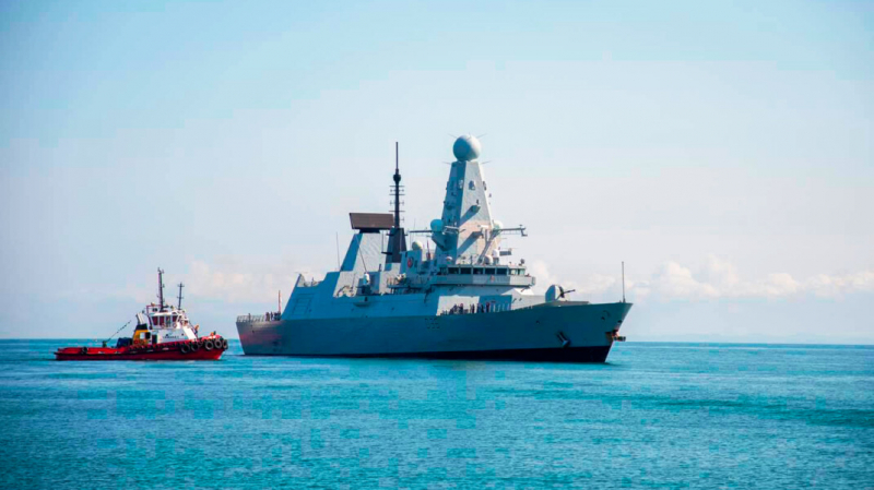 Секретные документы о проходе эсминца у Крыма нашли в Британии на автобусной остановке