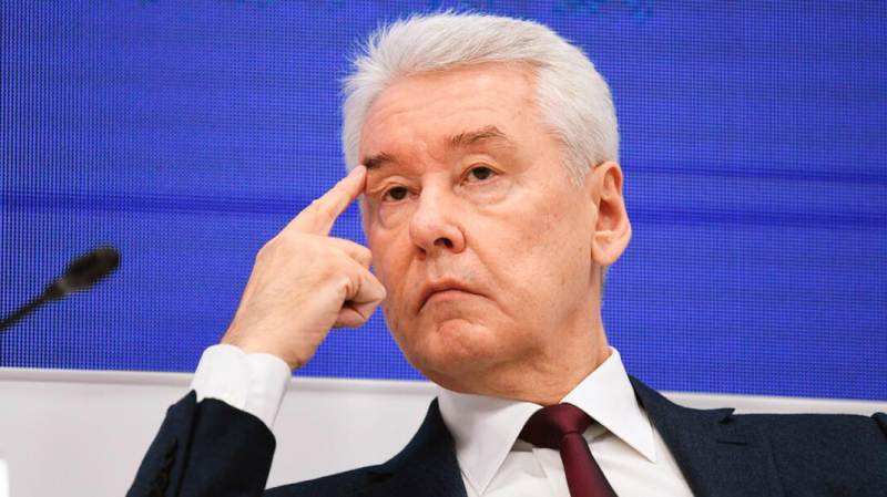 Собянин: «кардинально» решить ситуацию с коронавирусом смогут только быстрая вакцинация или локдаун