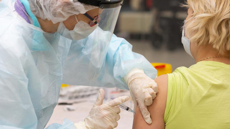 Третий российский регион вслед за Москвой ввёл обязательную вакцинацию