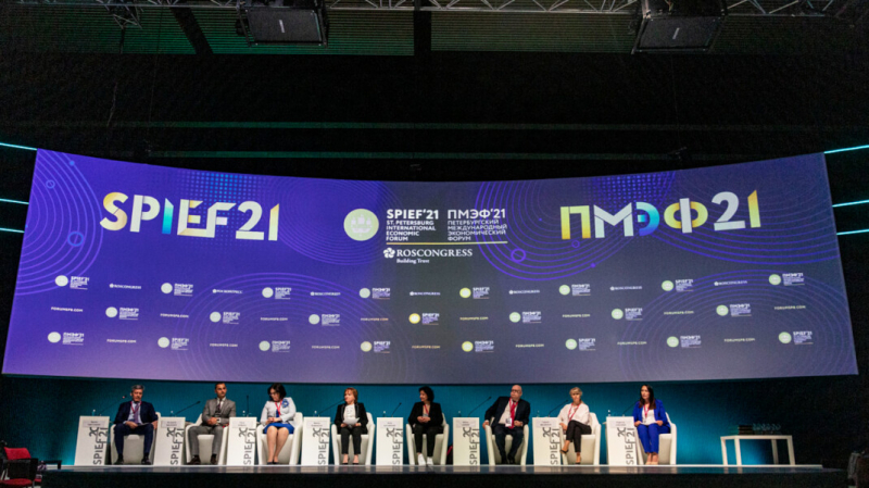 В Петербурге перенесут все концерты, запланированные на дни ПМЭФ, Евро-2020 и «Алых парусов»