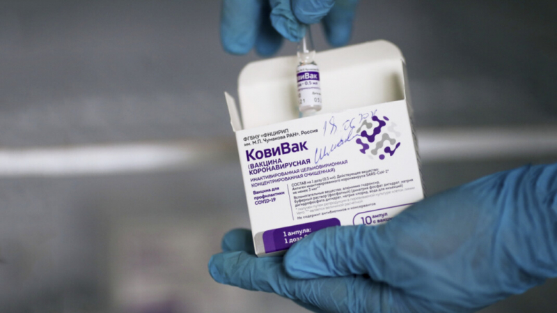 В прививочных пунктах Москвы закончилась вакцина от коронавируса «КовиВак»
