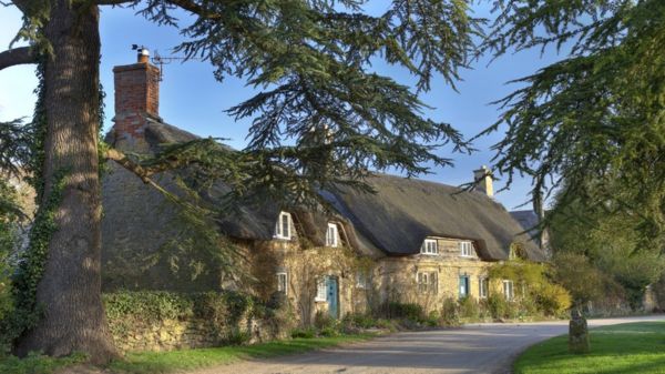 Коронавирус в мире: ковид у британского министра, хадж только для своих и Миконос без вечеринок