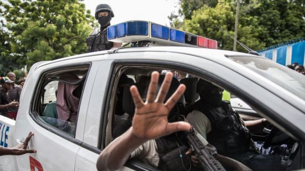 Дайджест: финал Евро, протесты на Кубе и Брэнсон в космосе