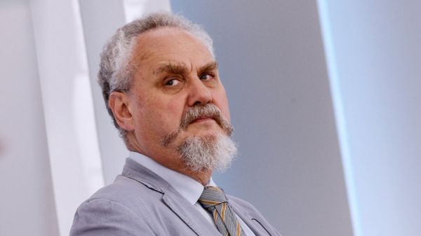 "Школьная ошибка": российские и украинские историки разбирают статью Путина о единстве народов