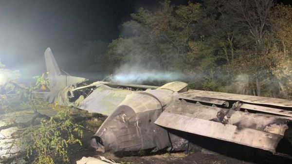 Крушение Ан-26 под Харьковом: 26 погибших, умер один из двух выживших курсантов