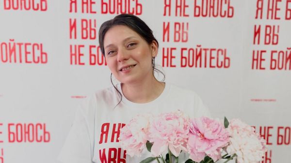 В эмиграции или без работы: как живут бывшие сотрудники Навального