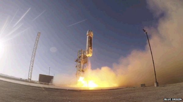 Ричард Брэнсон и Джефф Безос полетят в космос. Основатель Amazon возьмет с собой 82-летнюю астронавтку