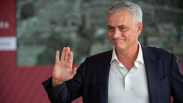 "У Дании украли финал". Победа англичан в полуфинале ЧЕ омрачена спорами о пенальти и безобразной выходкой болельщиков