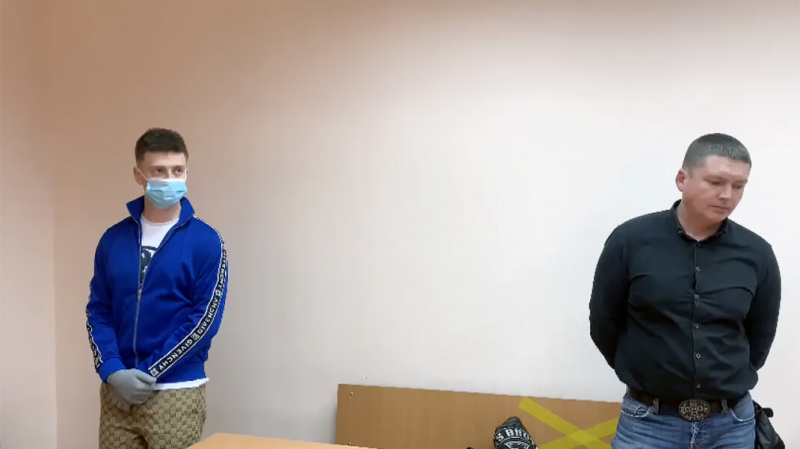 Блогера, избившего девушку в прямом эфире, приговорили к исправительным работам