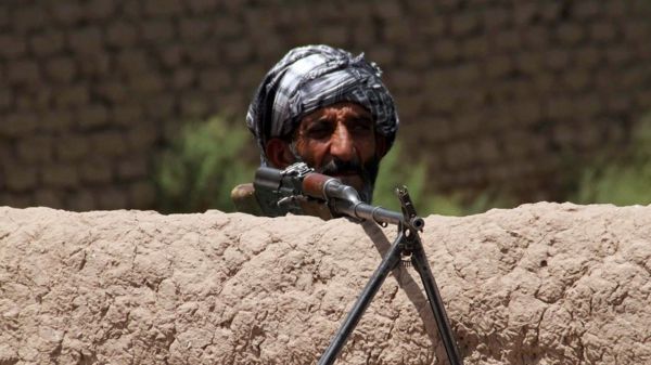 Афганистан: талибы пытаются взять столицы трех провинций; командующий силами США сдает пост