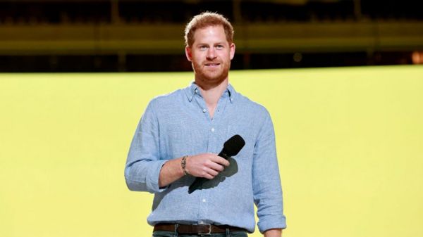 Дайджест: Джефф Безос отправляется в космос, принц Гарри пишет книгу мемуаров