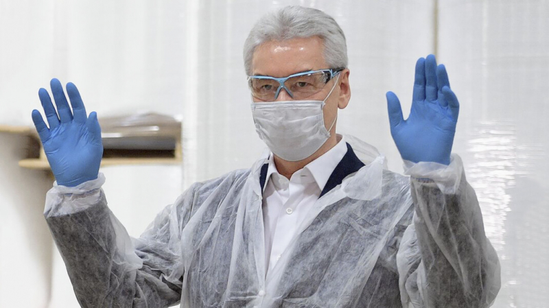 «Давайте поаплодируем». Глава Роспотребнадзора поблагодарила Собянина за «спасение Москвы»