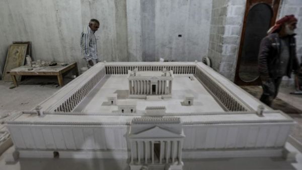 Дайджест: Джефф Безос отправляется в космос, принц Гарри пишет книгу мемуаров