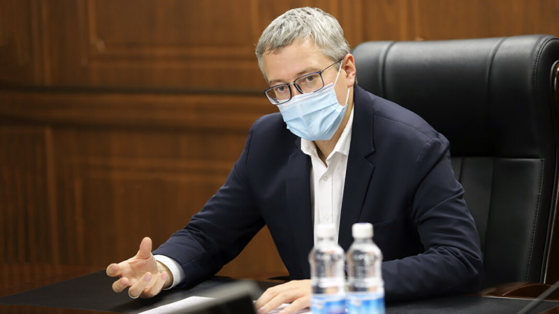 Губернатора Камчатки попросили «потерпеть до понедельника» при звонке на горячую линию для больных ковидом