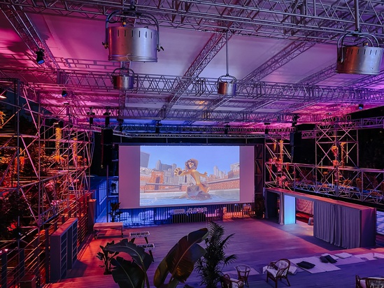 «Яндекс» открыл «дачу» в парке Горького 