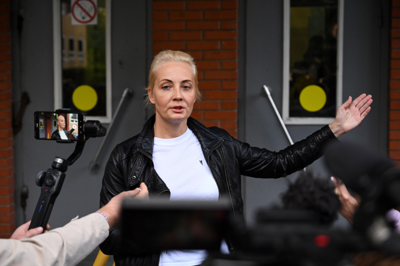 "Как Юлия Навальная стала настоящей первой леди России". Vanity Fair опубликовал большую статью о жене политика Алексея Навального 