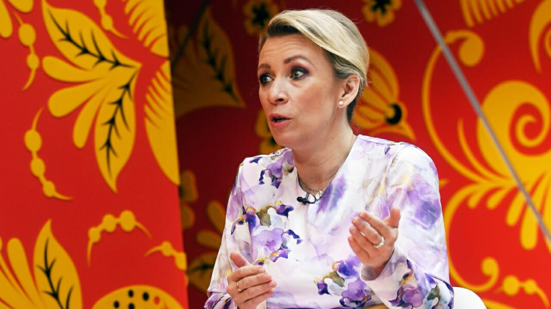 МИД указал на несоответствия в заявлениях Зеленского разных лет о русских и украинцах