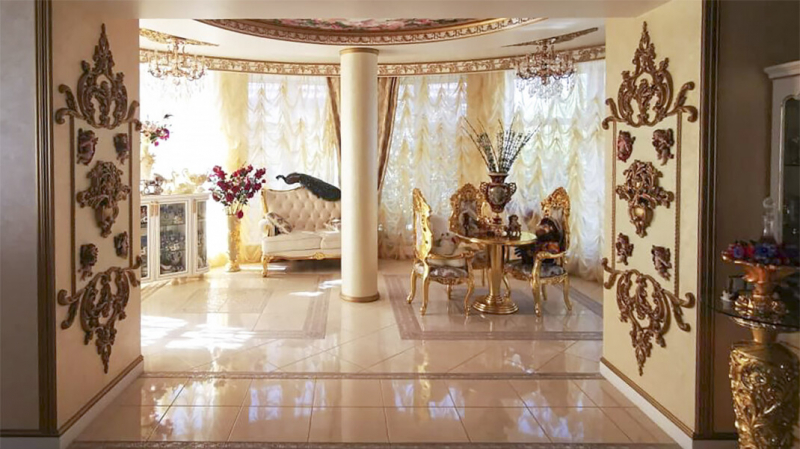 «Очень отдаёт девяностыми». Архитектор назвал «провинциальной пошлостью» дом главы ГИБДД Ставрополья