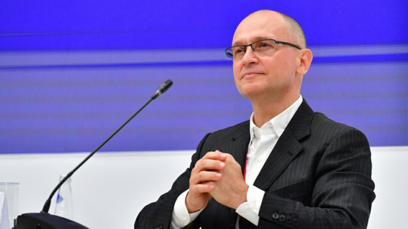 Первый замглавы администрации Путина устроил на крымском форуме мастер-класс по самообороне