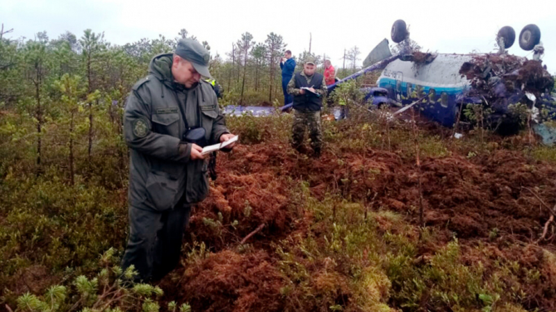 Причиной аварийной посадки самолёта Ан-28 под Томском стал отказ двух двигателей