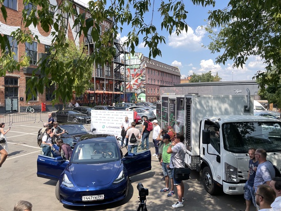 Российские разработчики представили зарядку для электромобилей с работой по принципу такси 