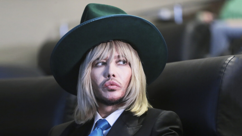 Шоумен Сергей Зверев выдвинул свою кандидатуру в Госдуму от партии «Зелёные»