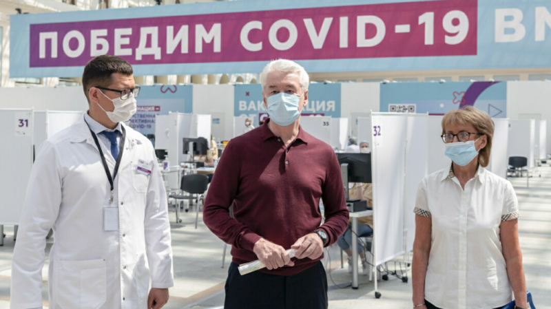 Собянин объявил о преодолении пиковых значений по заболеваемости COVID-19 в Москве