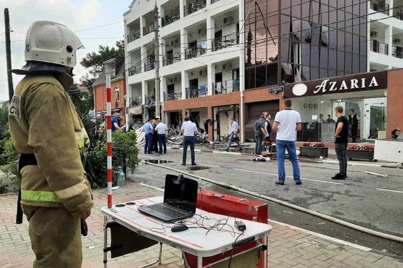В Геленджике из-за взрыва газа в гостинице погиб один человек, есть пострадавшие