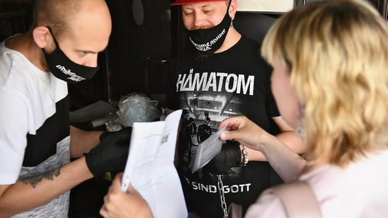 Власти обвиняли бизнес Москвы во лжи про обвал выручки из-за QR-кодов. А теперь признали его