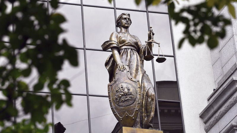 Жители Башкирии пожаловались в Верховный суд на ограничения для непривитых от ковида