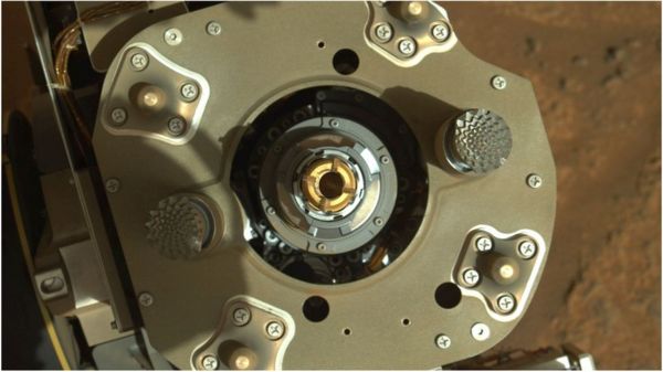 Зонд "Персеверанс" потерял образец марсианского камня