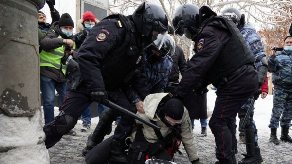 Дайджест: Зеленский говорит, что мир в Донбассе на 90% зависит от Путина. Главное 6 августа