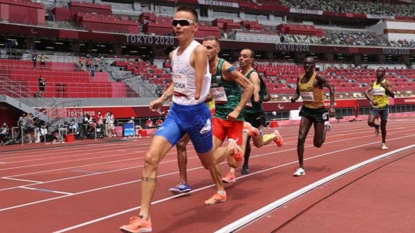 Паралимпиада: еще четыре золота у россиян, победа британских супругов-велосипедистов