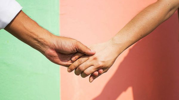 Если талибы узнают, убьют на месте. Каково сейчас быть геем в Афганистане