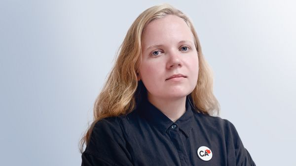 Битва за восток Москвы. Как Вассерман борется за кресло в Думе с "нищим" коммунистом и феминисткой