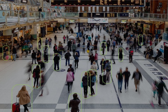 На железных дорогах Индии заработала российская система распознавания лиц