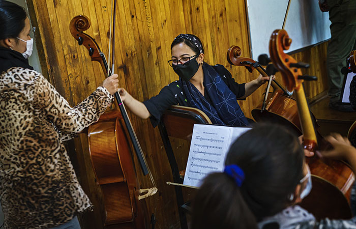 Талибы запретят музыку в Афганистане