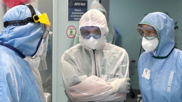 Коронавирус в России: власти заявляют об интенсивном росте заболеваемости