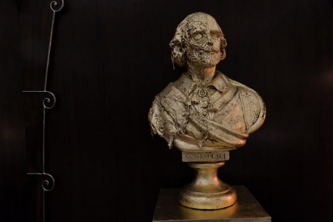 Лондонский ресторан Park Row предлагает погрузиться в атмосферу комиксов DC