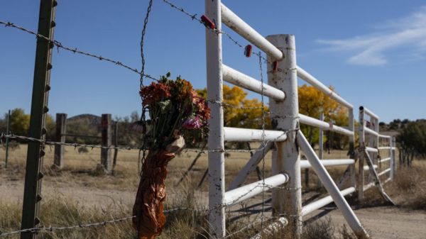 Дайджест: премьер Судана вернулся в резиденцию; в Бразилии одобрили обвинения против Болсонару