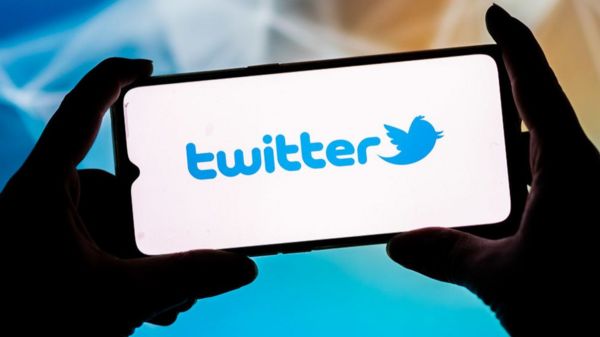 Facebook впервые грозит штраф до 10% выручки. Как соцсети штрафуют в России?