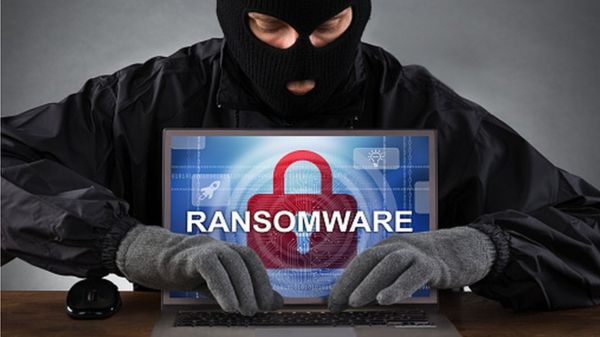 Дайджест: хакерские атаки и рост цен на газ - Лондон все увереннее указывает на Москву