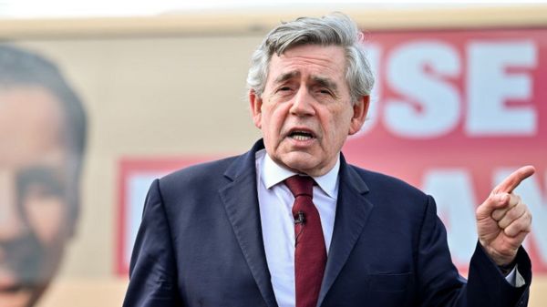 Коронавирус в мире: антидепрессант спасает жизни, Британия отменяет карантин в отелях для приезжающих