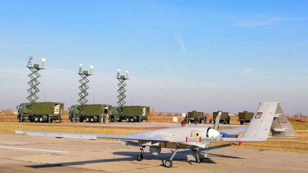 Украина впервые применила на Донбассе турецкий беспилотник "Байрактар"