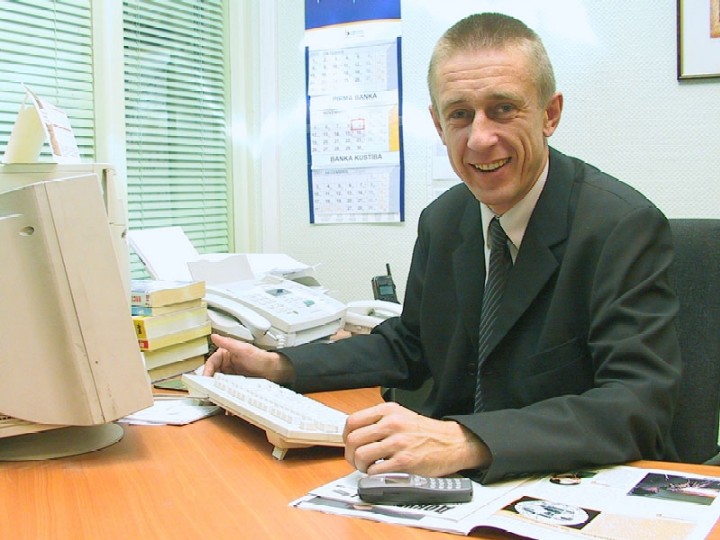 Суд в Латвии приговорил к году и двум месяцам тюрьмы пророссийского журналиста за разжигание вражды