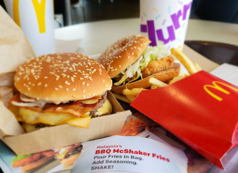 В продукции известных на весь мир фастфуд-ресторанов обнаружили фталаты